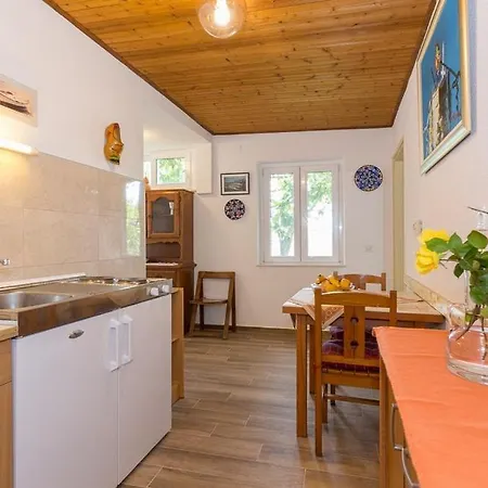 Kalas Guest house 3*